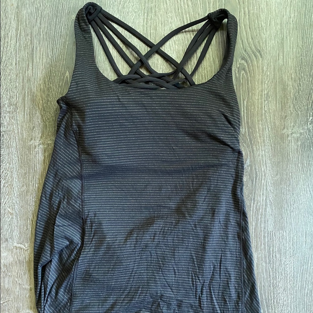 Lululemon Tank (6) in Black